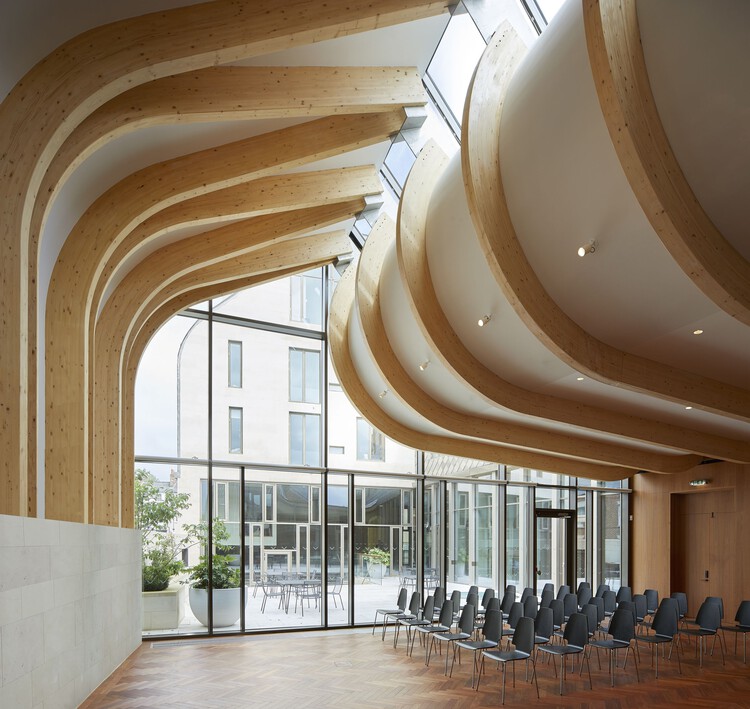 Exeter College Cohen Quad / Alison Brooks Architects - Image 4 of 45