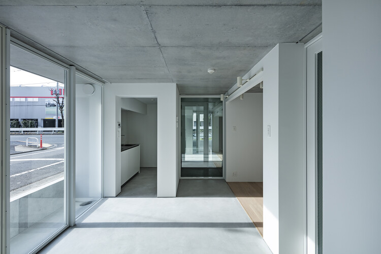 Higashi Tamagawa Apartment Complex / Tomoyuki Kurokawa Architects - Interior Photography