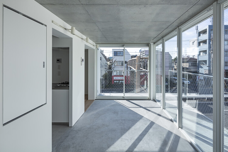 Higashi Tamagawa Apartment Complex / Tomoyuki Kurokawa Architects - Image 7 of 19